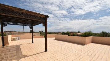 Grand Villa, 3 Bedrooms | Terrace/patio