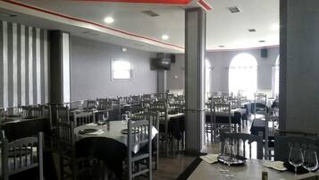 Desayuno diario por un coste adicional