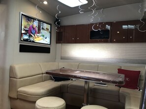 Essbereich im Zimmer