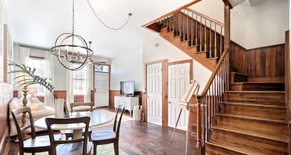 Gallery Stays - Spartina