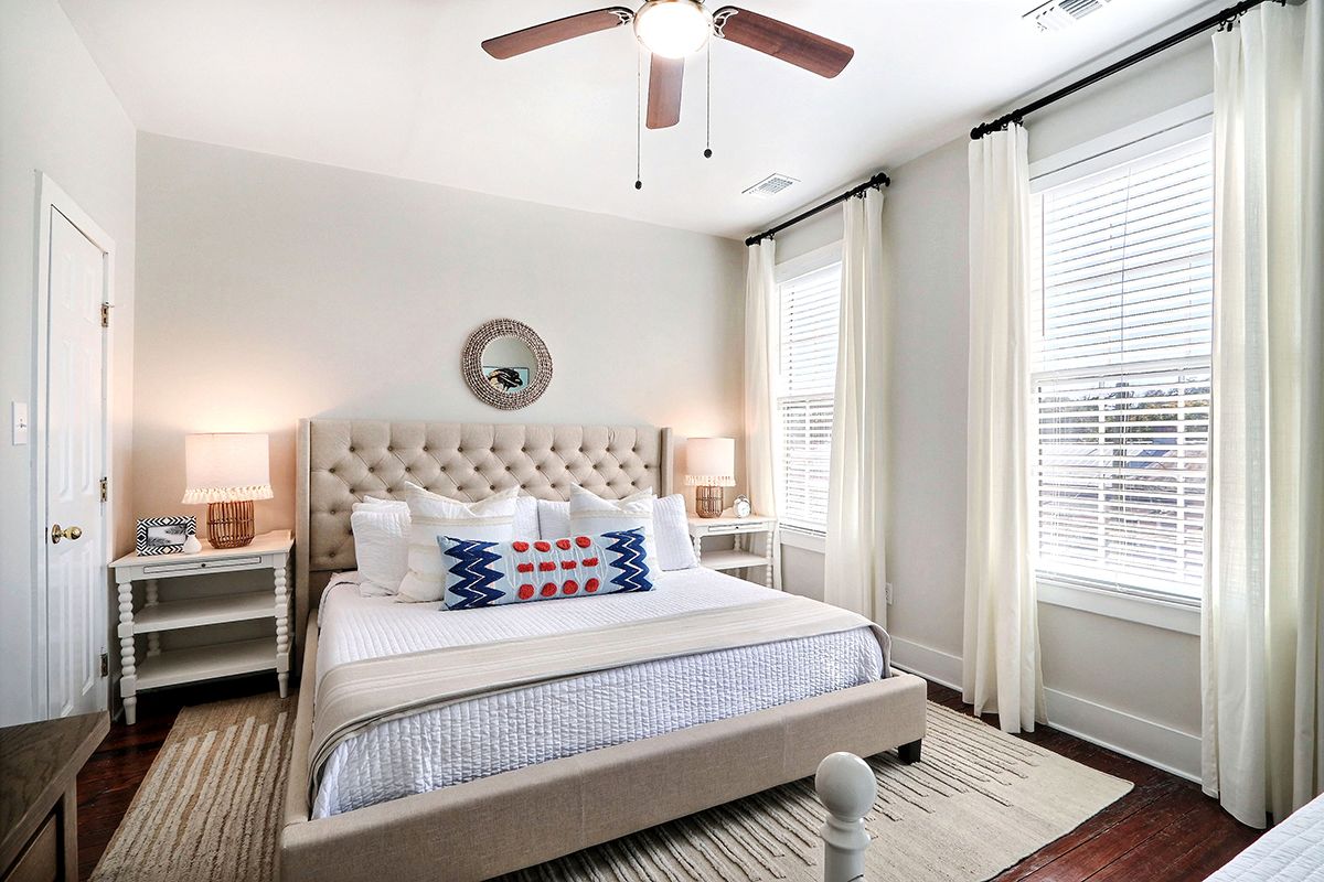 Huoneisto, useita sänkyjä | Silitysrauta/-lauta, vuodevaatteet