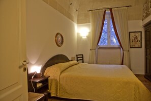 1 bedroom, travel crib, WiFi, bed sheets