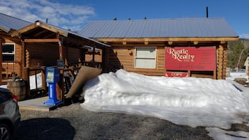 Signature Cabin, 1 Queen Bed, Mountain View | Mountain view