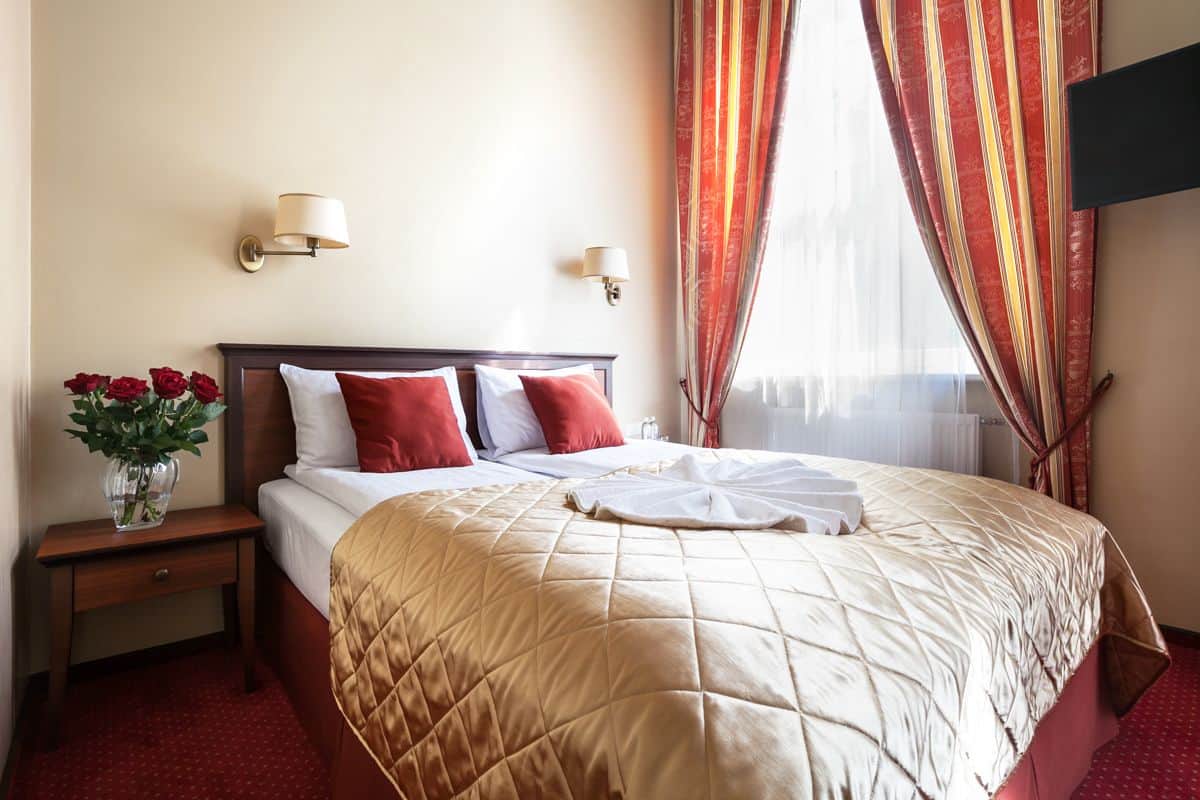 Deluxe Double Room, 1 Queen Bed, City View | 1 bedroom, in-room safe, desk, blackout drapes