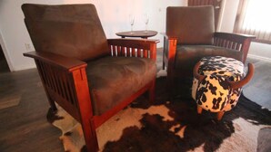 Unclassified image, 5 of 8, button - 3Br 2Ba Ultra Basecamp (Lone Pine)