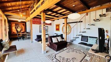 58-inch LED TV with cable channels, TV, Netflix