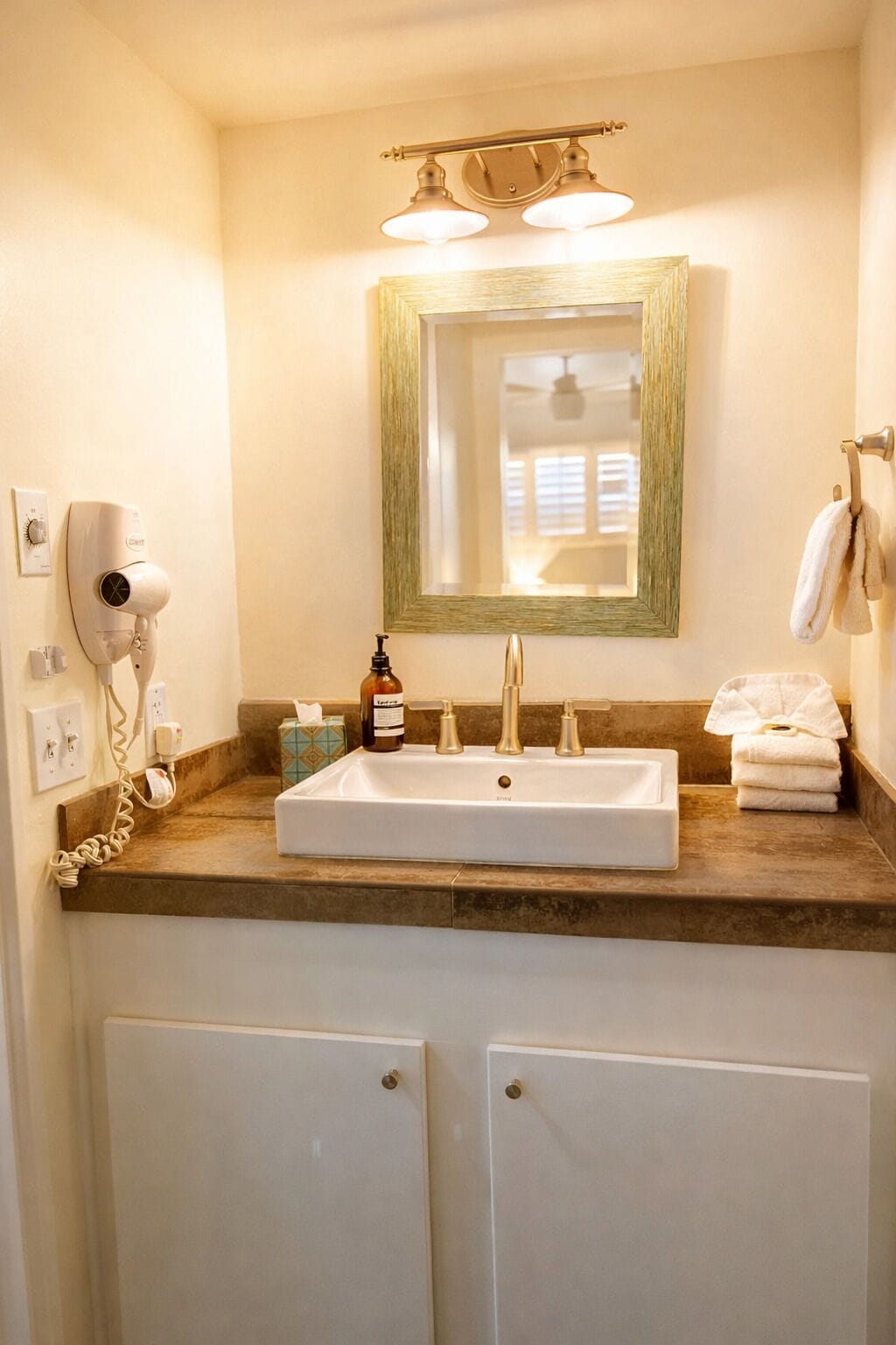 Deluxe King Room w/Queen Sofa (Room 1) | Individually decorated, individually furnished, iron/ironing board