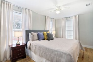 Apartament | Planxa i posts de planxar i wifi gratuïta 