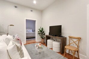 Apartment, Multiple Beds | Living area | Flat-screen TV - Gallery Stays - Parkside Suite (Savannah)