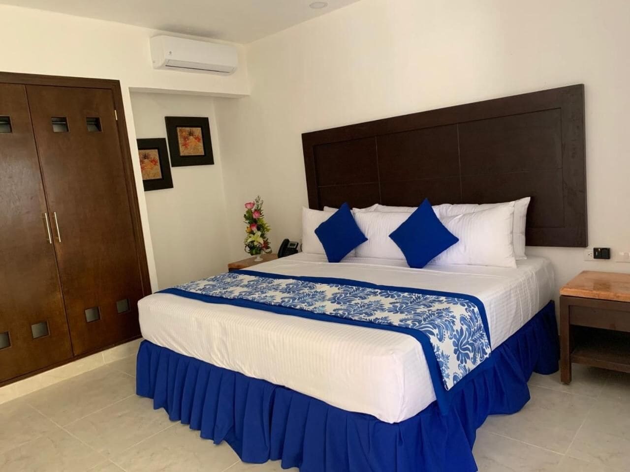 in-room safe, iron/ironing board, free wifi