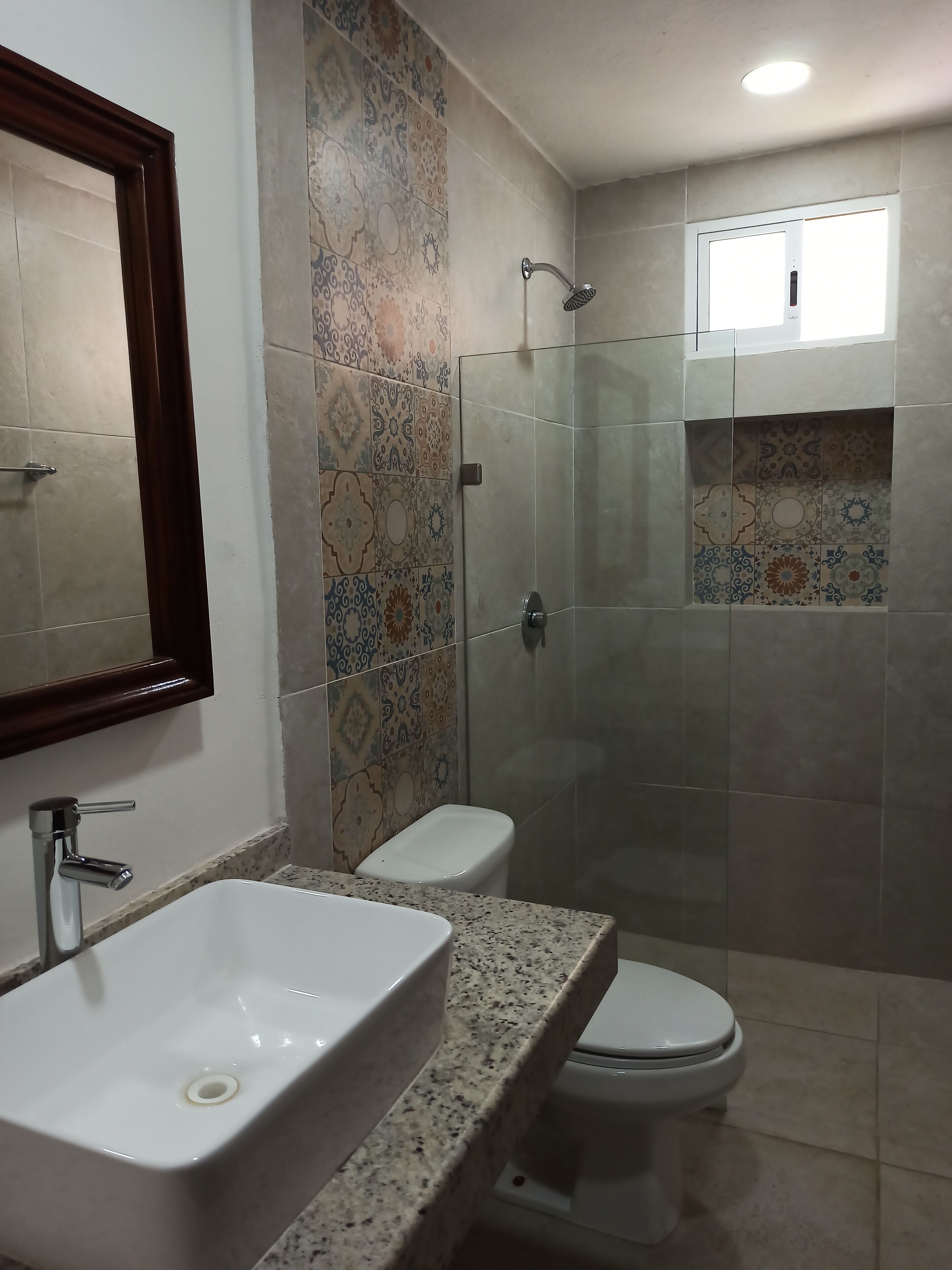 shower, towels, soap, shampoo