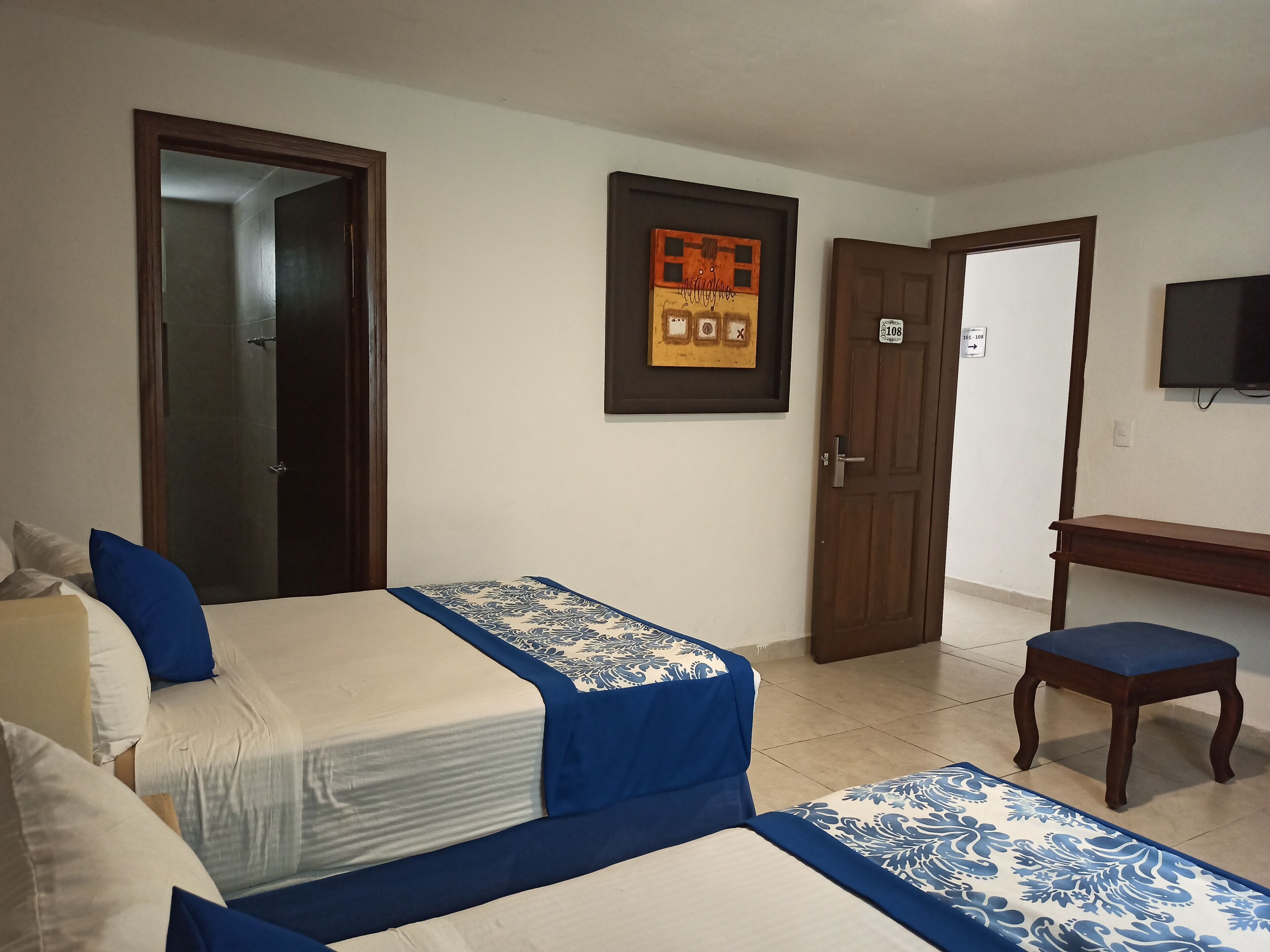double room, 2 double beds | in-room safe, iron/ironing board, free wifi