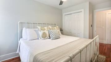 Căn hộ Tiêu chuẩn, nhiều giường | Bàn ủi/dụng cụ ủi quần áo, truy cập Internet không dây miễn phí