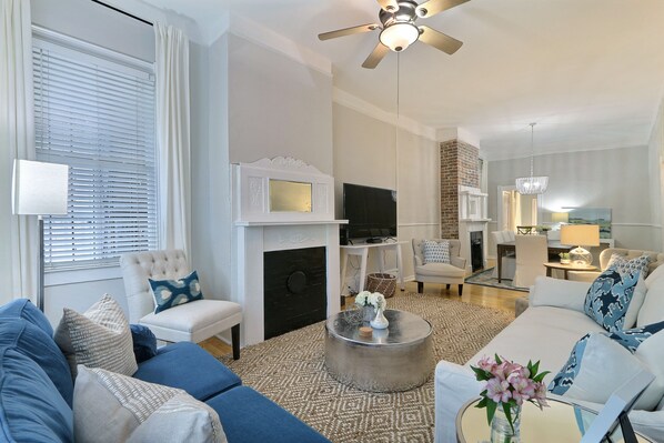 公寓 | 客廳 | 平面電視