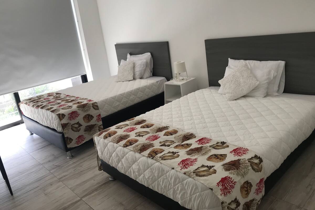 Standard Quadruple Room, 2 Double Beds | Bed sheets