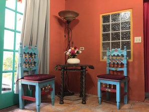 Room, Multiple Beds, Courtyard View