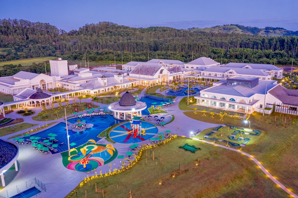 Vista aérea do Jardins de Jurema Convention e Termas Resort em Iretama, Paraná