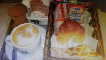 Dagelijks continentaal ontbijt (USD 3 per persoon)