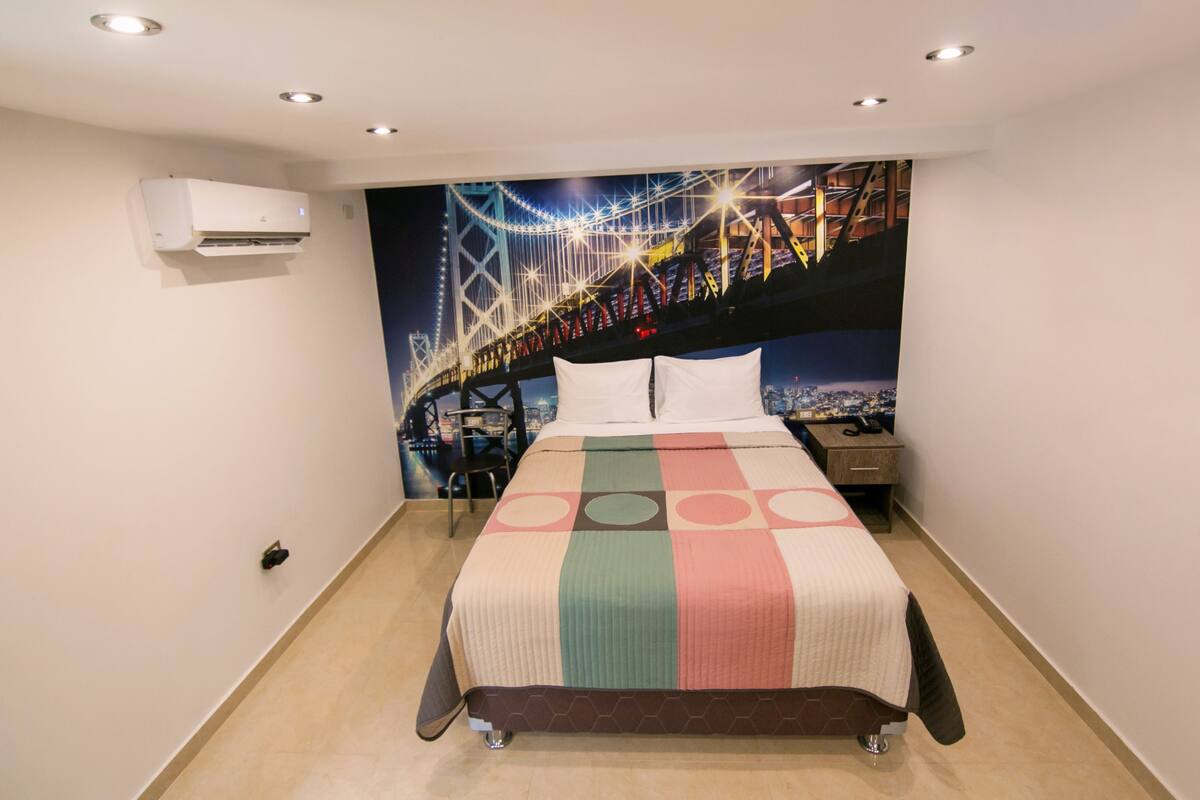 In-room safe, blackout curtains, free WiFi, bed sheets