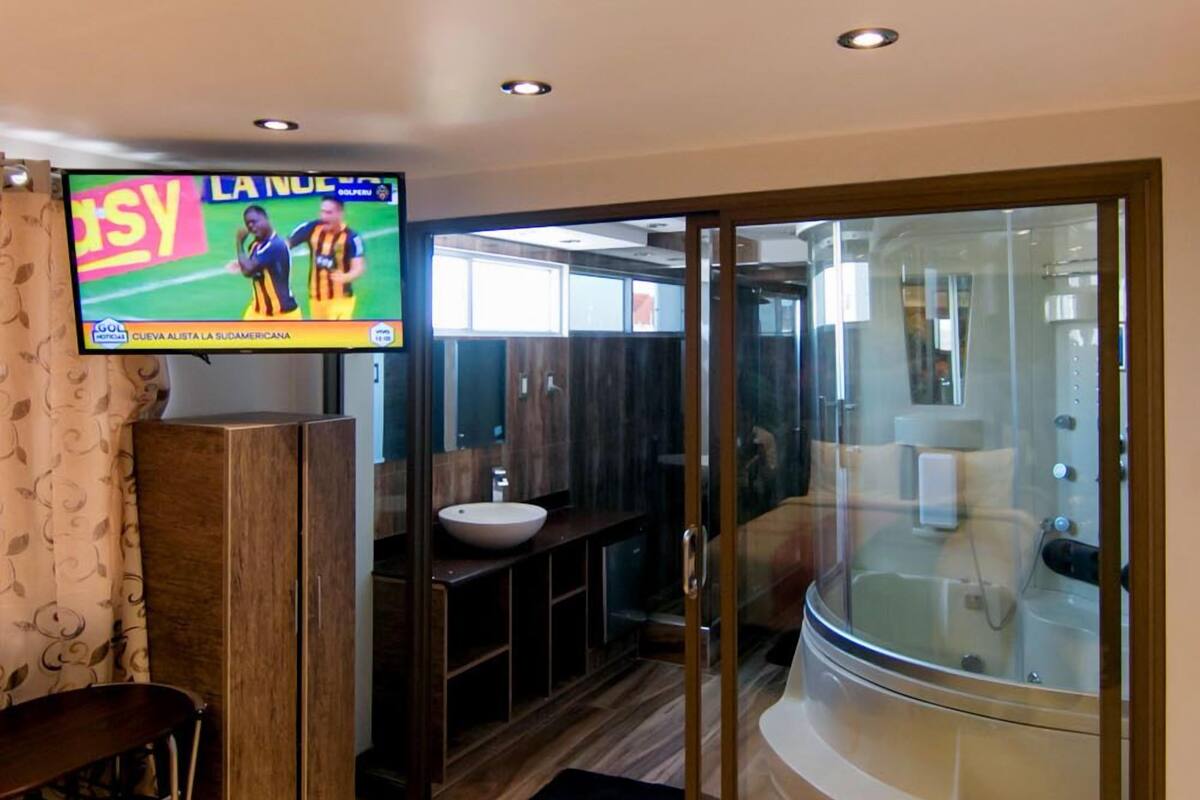 In-room safe, blackout curtains, free WiFi, bed sheets