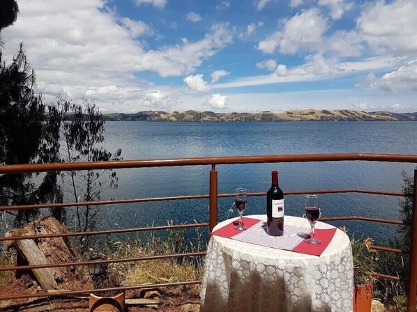 Outdoor dining - Cabañas Yukatan (Aquitania)