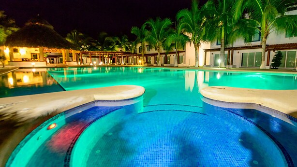 Outdoor spa tub - Ixtapa Exclusiva Villa en la Zona Hotelera (Ixtapa)