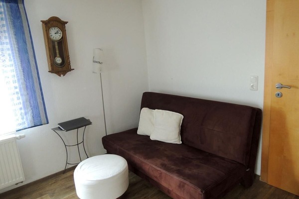 Ferienwohnung 02 - Fuchsberg (70qm) für 2 Personen im Erdgeschoss-Sofa