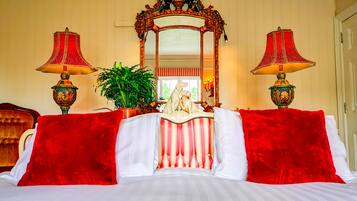 Luxury Room, 1 King Bed (Havilland) | 1 bedroom, bed sheets