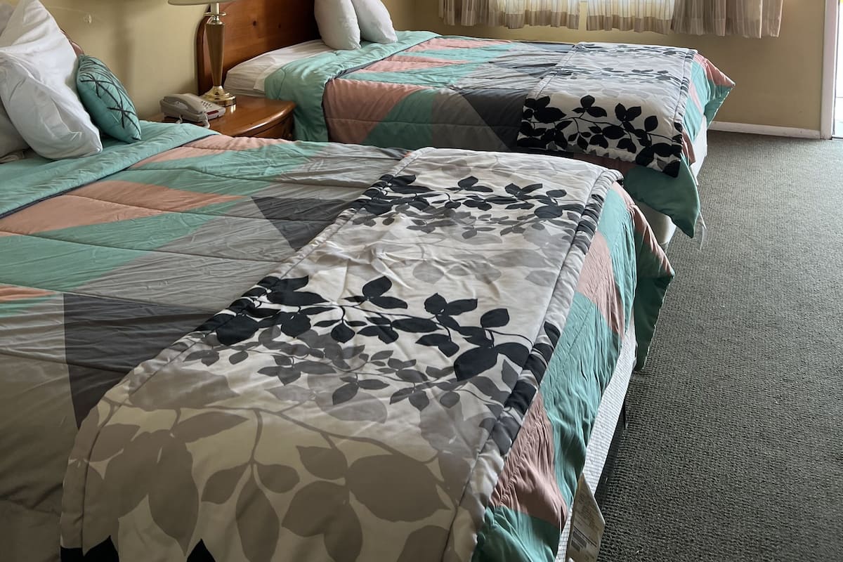 Comfort Double Room | 1 bedroom, individually decorated, individually furnished, desk