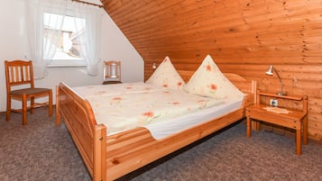 2 camere, culla da viaggio, lenzuola