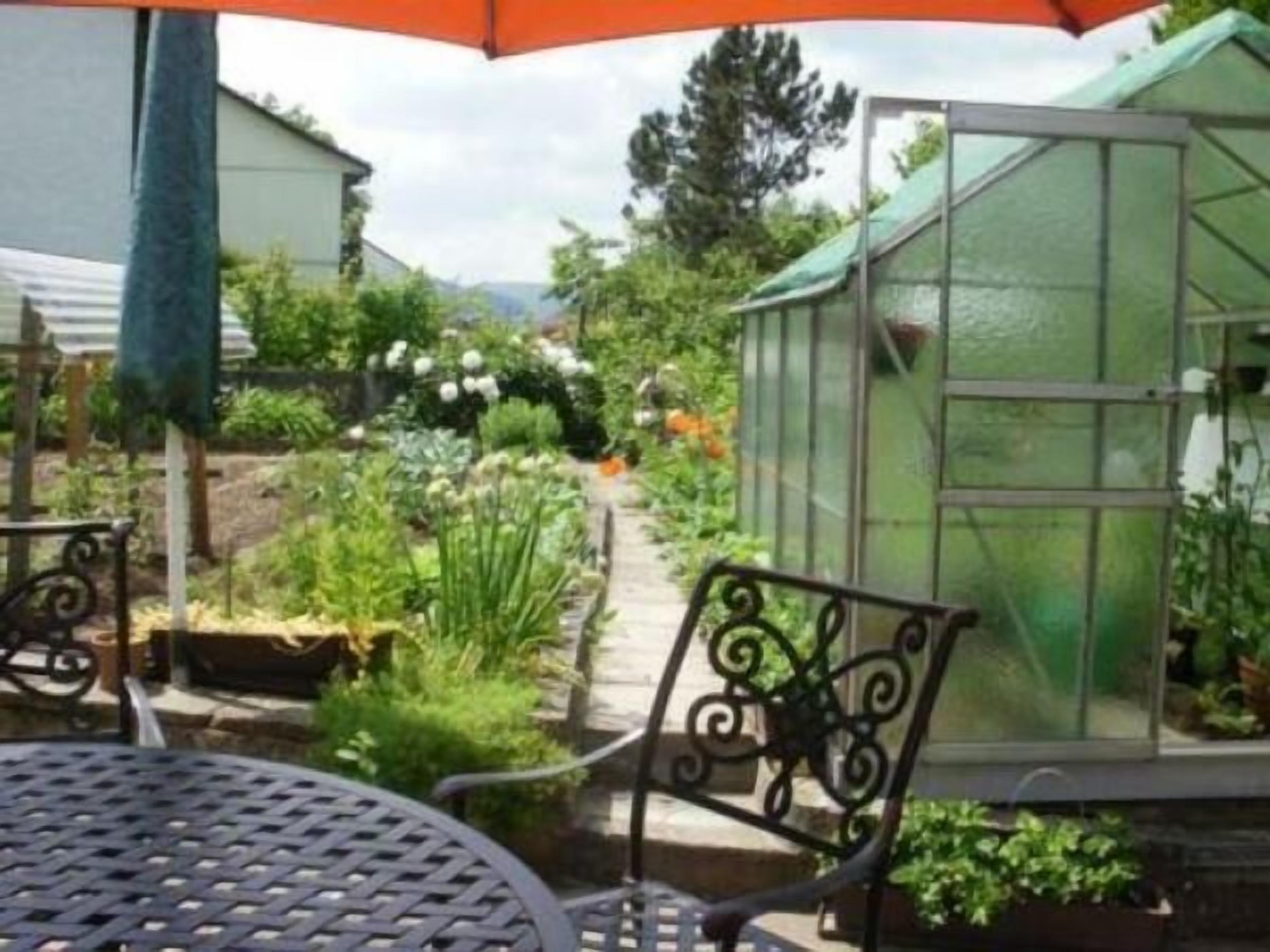 Haus Schipper am Wald (Gemünden)-Im Garten