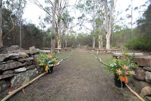 المنشأة من الخارج