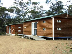 2 bedrooms, iron/ironing board, free cribs/infant beds, free WiFi