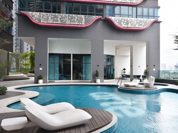 Indoor pool, outdoor pool