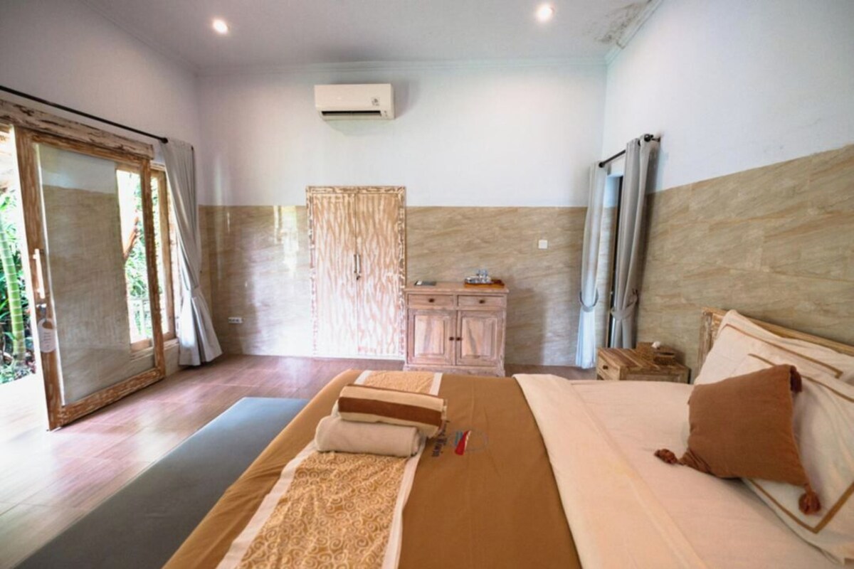 Deluxe Room, Garden View