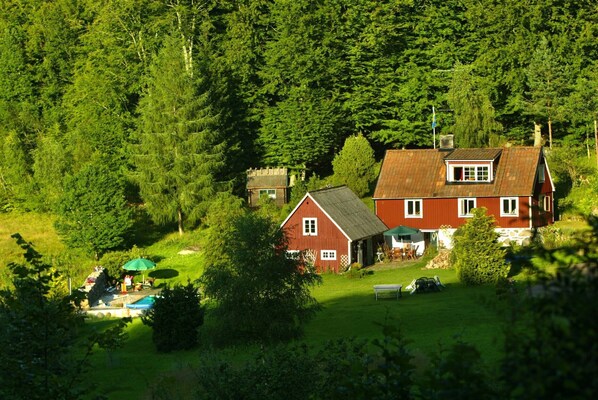 Exterior - House with pool in the middle of nature! (Kristianstad N)