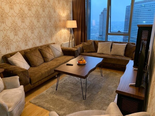 Apartment, 2 Bedrooms | Living area