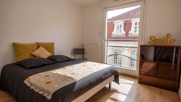 1 chambre, fer et planche Ă repasser, Wi-Fi gratuit, draps fournis