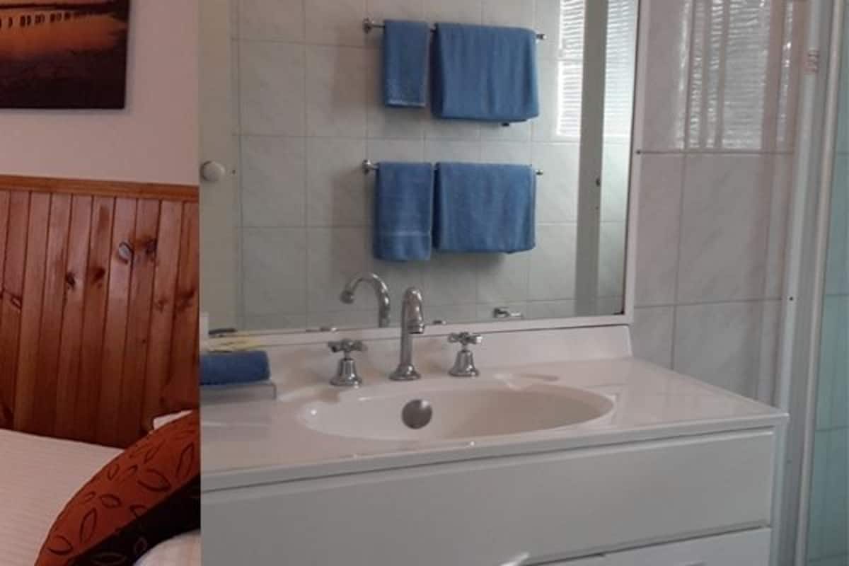 Habitación doble Deluxe, 1 cama Queen size, hidromasaje | Sábanas de algodón egipcio y ropa de cama de alta calidad
