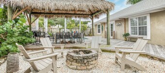 Tiki Time - Pool & Heated Spa, Wonderful Backyard Space, Near the Beach!
