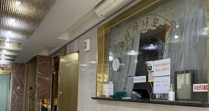 Koreana Motel