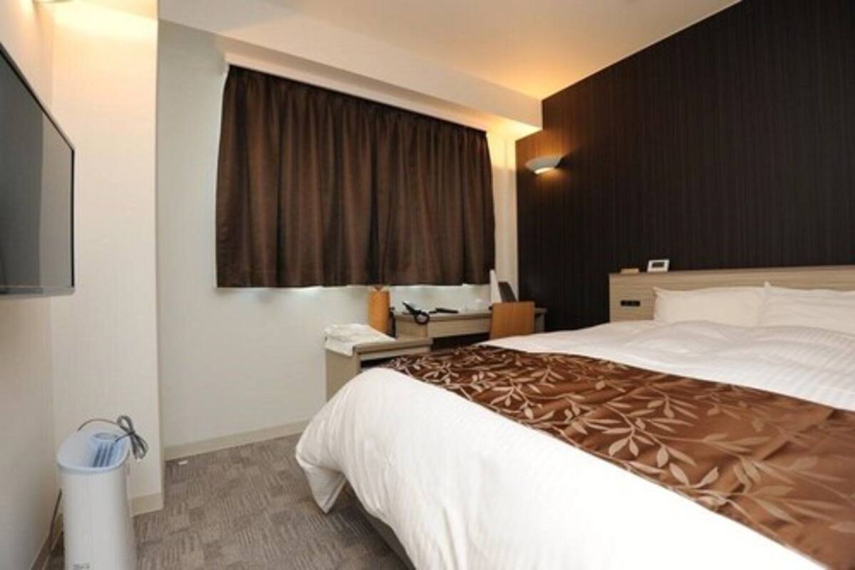 Schreibtisch, kostenloses WLAN, Bettwäsche