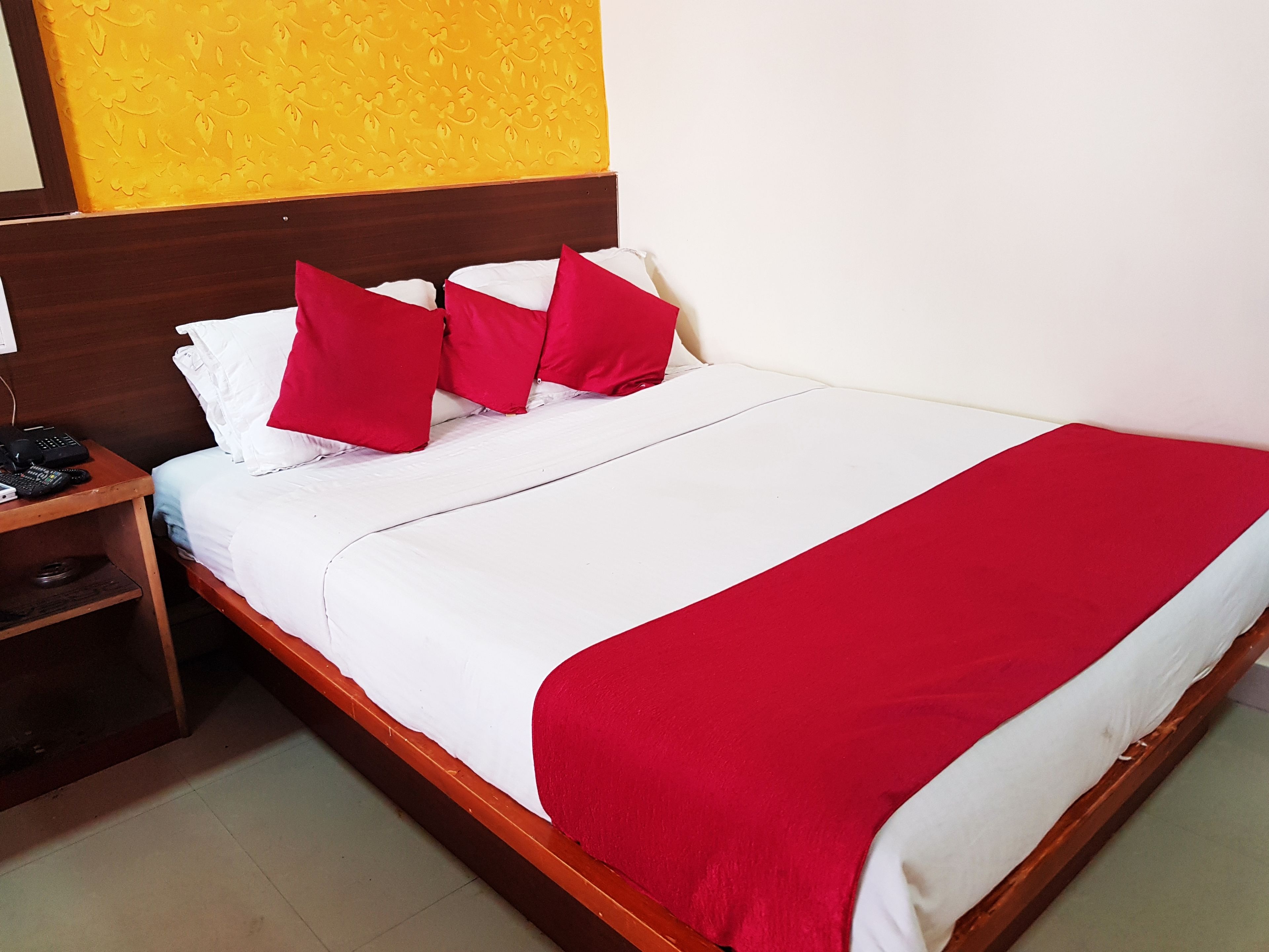 Quarto casal standard | Wi-Fi de cortesia, roupa de cama