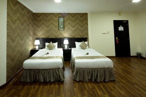 In-room safe, iron/ironing board, free WiFi, bed sheets