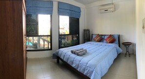 3 bedrooms, blackout curtains, free WiFi, bed sheets - Toby's Health Retreat (Koh Samui)
