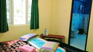 Basic Room, 2 Double Beds