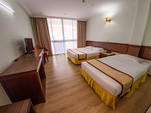 Desk, free WiFi - Miri Hotel (Miri)