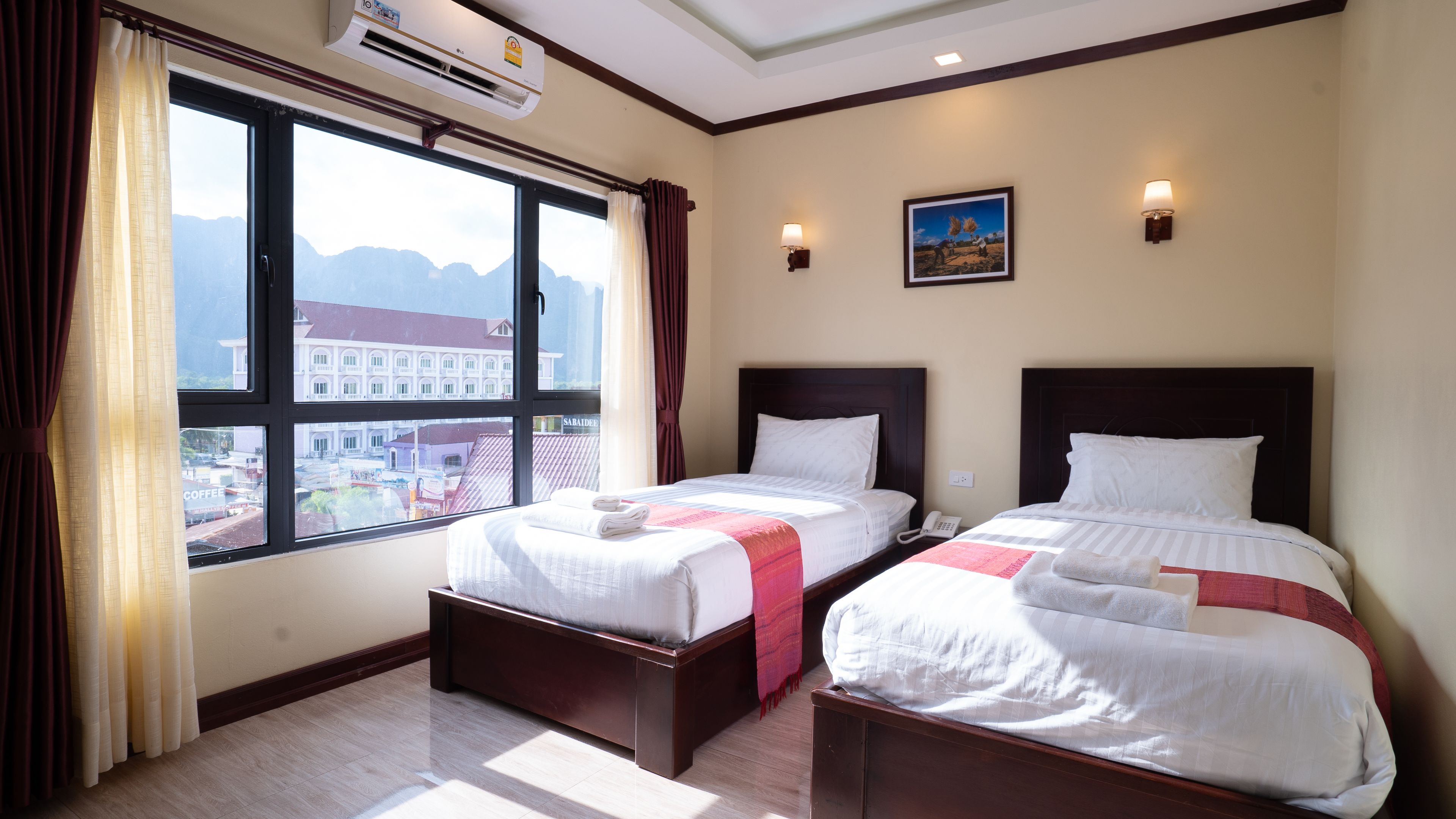 superior twin room | minibar, in-room safe, desk, blackout curtains