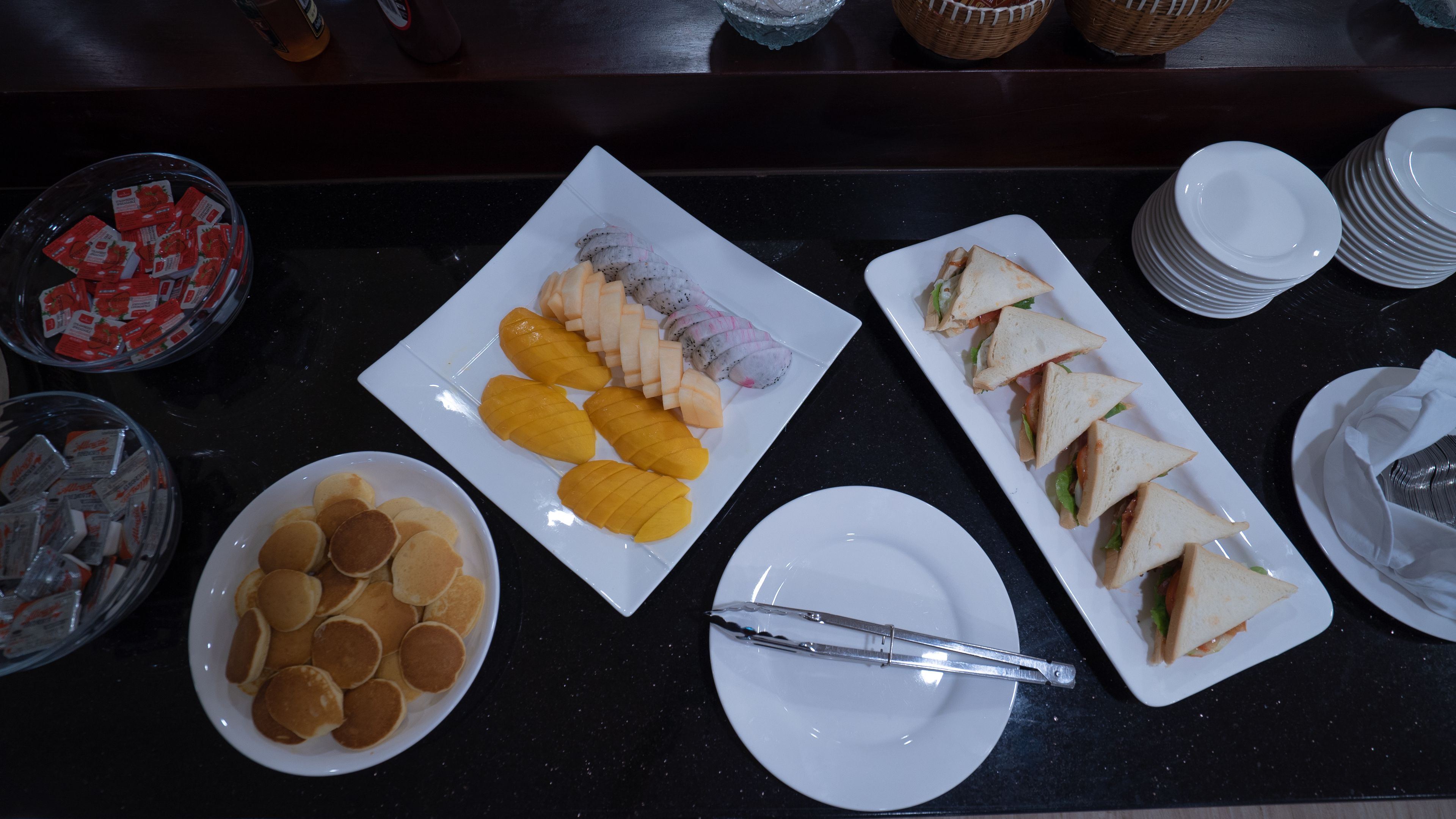 daily local cuisine breakfast (usd 6 per person)