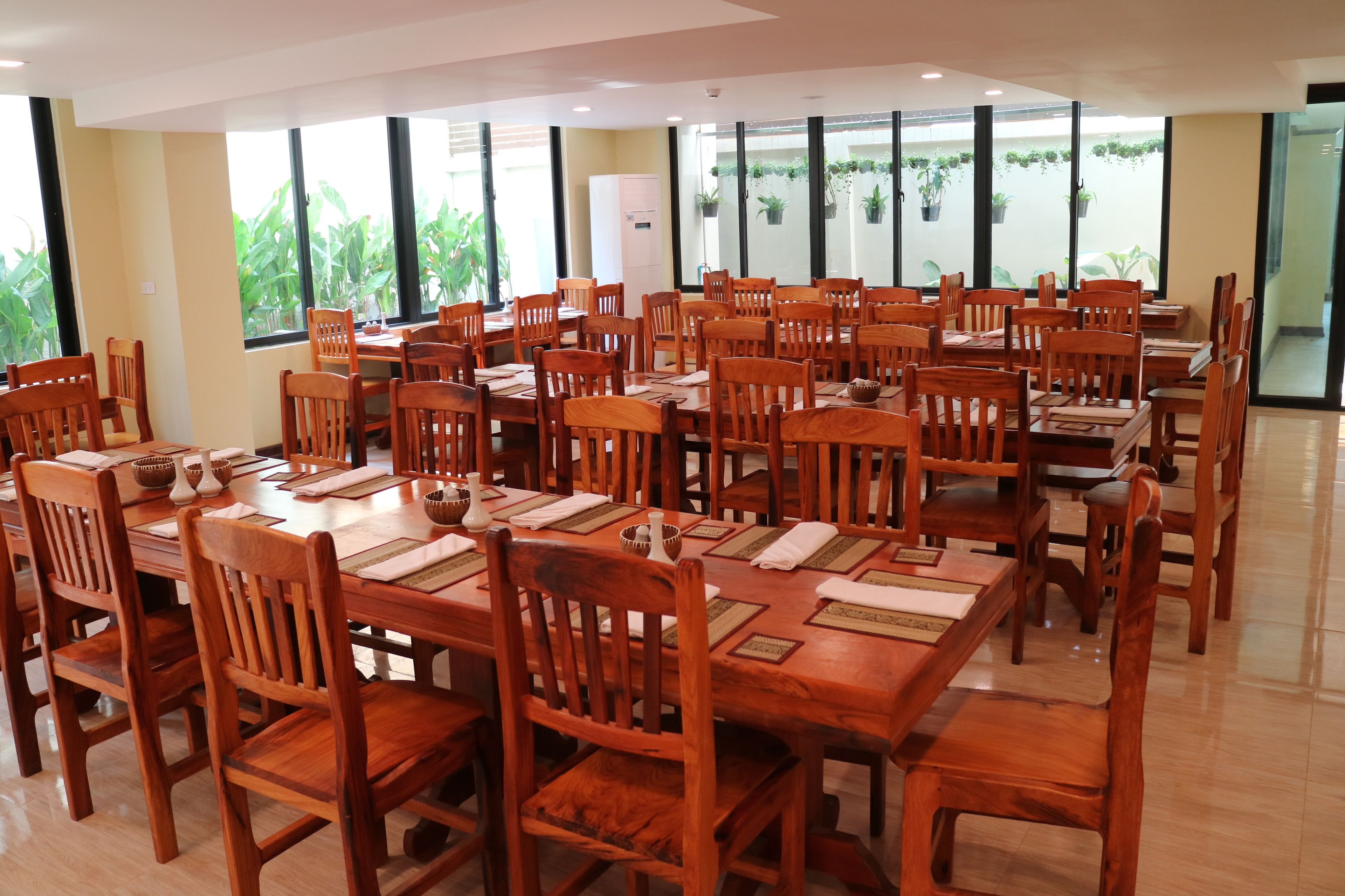 daily local cuisine breakfast (usd 6 per person)